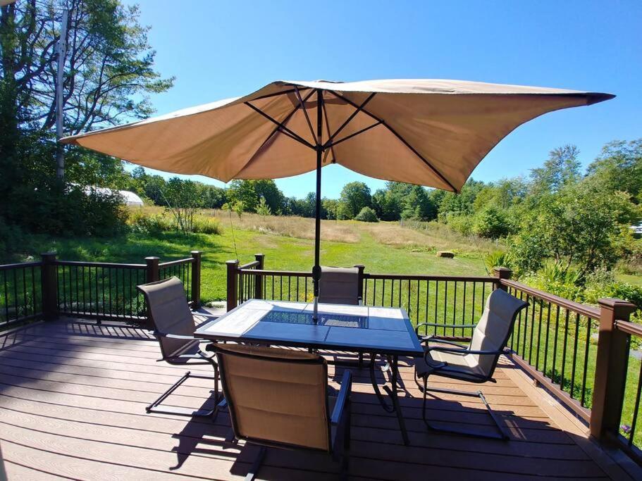 Spacious Country Retreat Close To Town And Nature, Sylvana Farm Vt มอนต์พีเลียร์ ภายนอก รูปภาพ